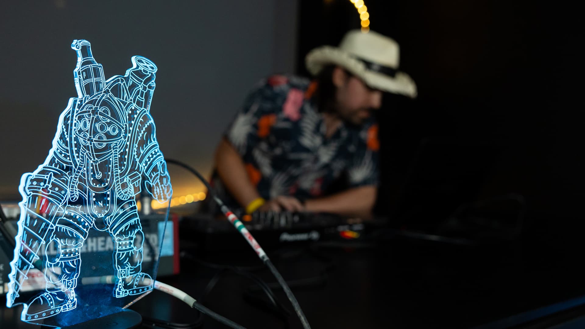 Cloud Chamber Cloud Chamber